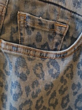 7 For All Mankind Blue Leopard Print Skinny Jeans